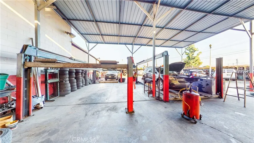 1860 N Hacienda Boulevard, La Puente, California 91744