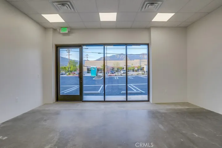 250 W Chestnut Avenue, Monrovia, California 91016