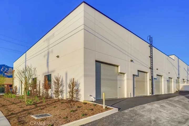250 W Chestnut Avenue, Monrovia, California 91016