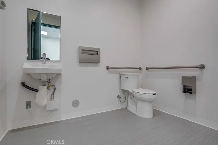 250 W Chestnut Avenue, Monrovia, California 91016