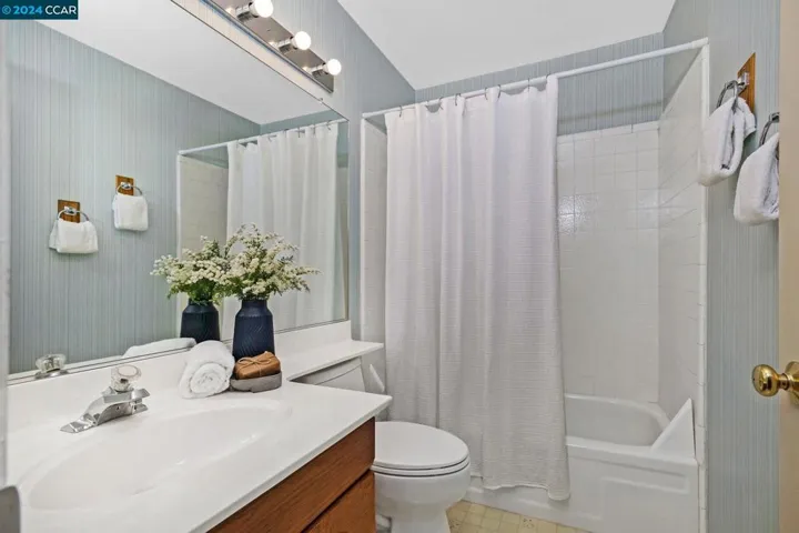 2512 Dos Rios Drive, San Ramon, California 94583