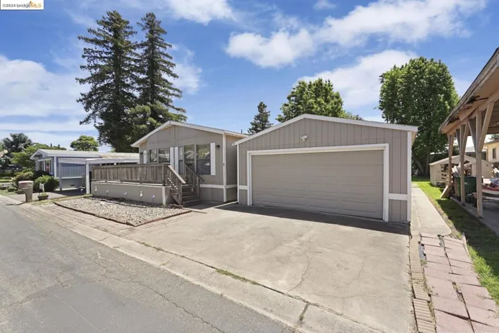4 Blackberry Ct, Lodi, California 95242