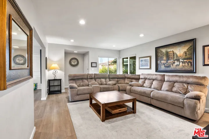 3818 W 115th Street, Hawthorne, California 90250