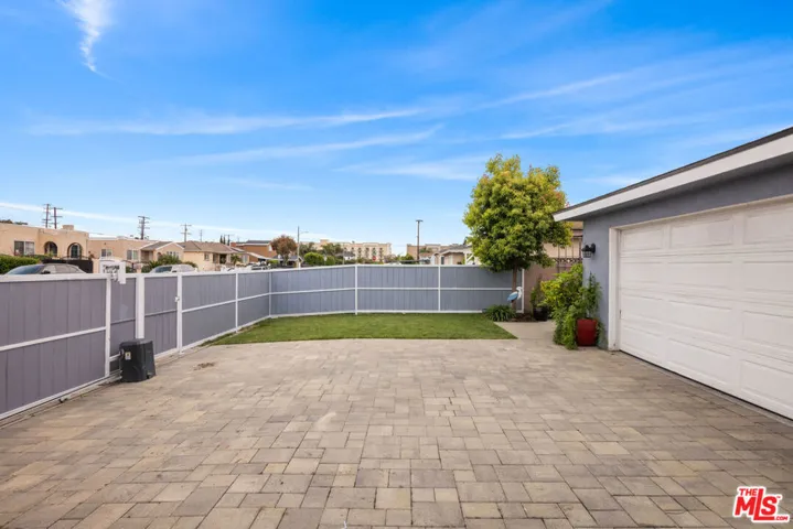3818 W 115th Street, Hawthorne, California 90250