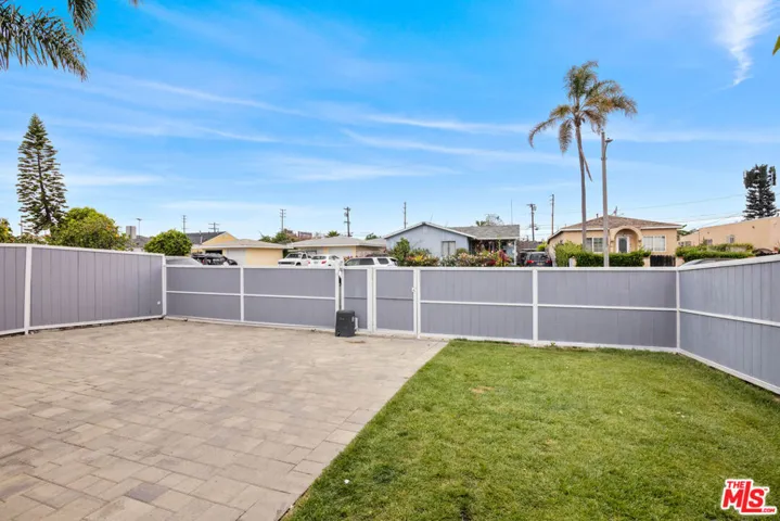 3818 W 115th Street, Hawthorne, California 90250