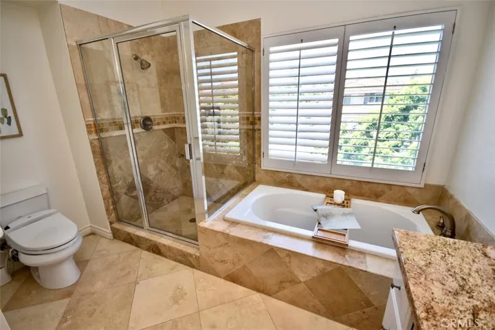 Master Bath Beautifully Remodeled Separate Soaking Tub and Shower!