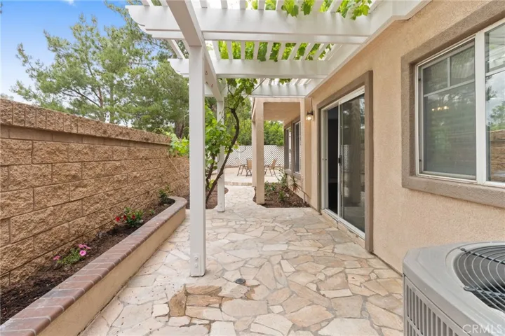 489 N Hummingbird Drive, Brea, California 92823