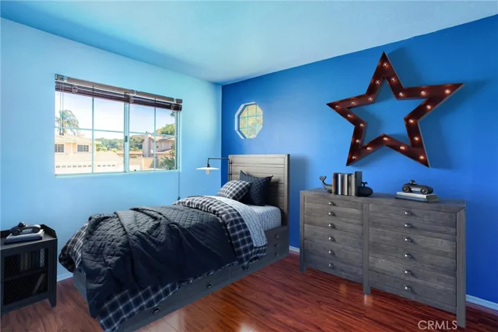 Third bedroom with staging