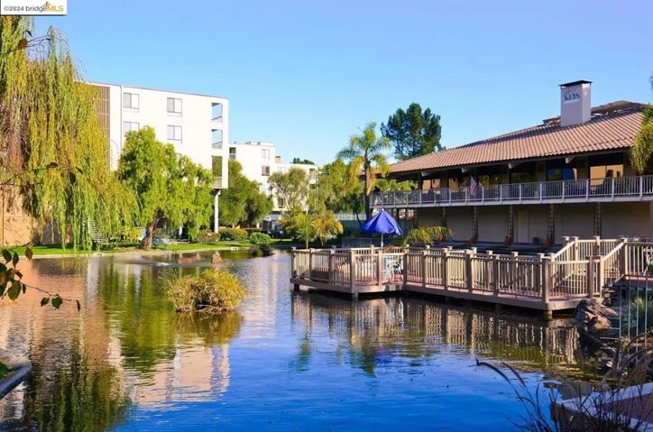 420 N Civic Dr, Walnut Creek, California 94596