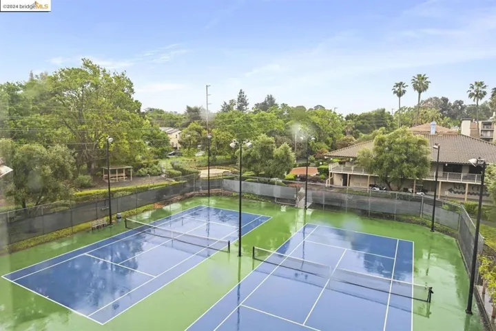 420 N Civic Dr, Walnut Creek, California 94596