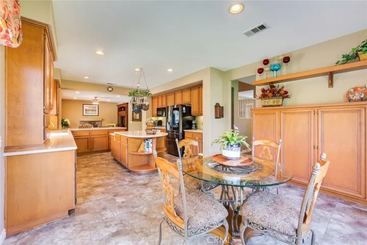 41058 Cour Citran, Temecula, California 92591