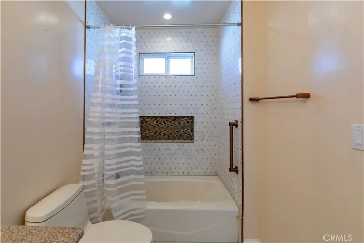 22006 Ladeene Avenue, Torrance, California 90503
