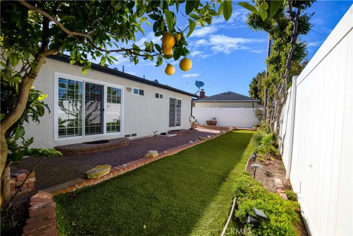 22006 Ladeene Avenue, Torrance, California 90503