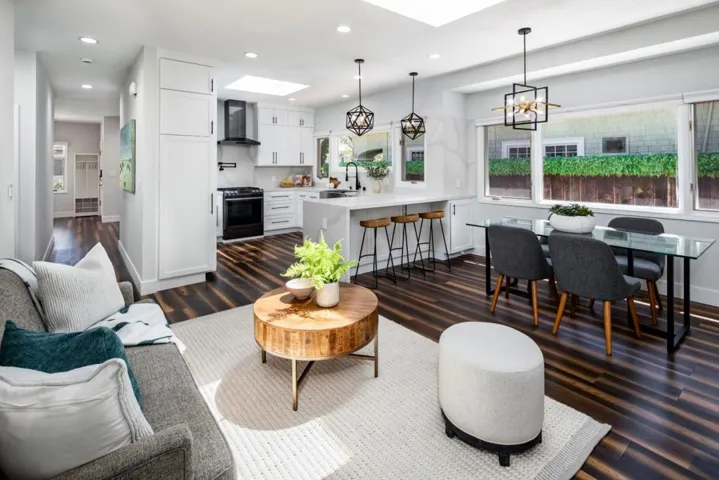 712 Waverley Street, Palo Alto, California 94301