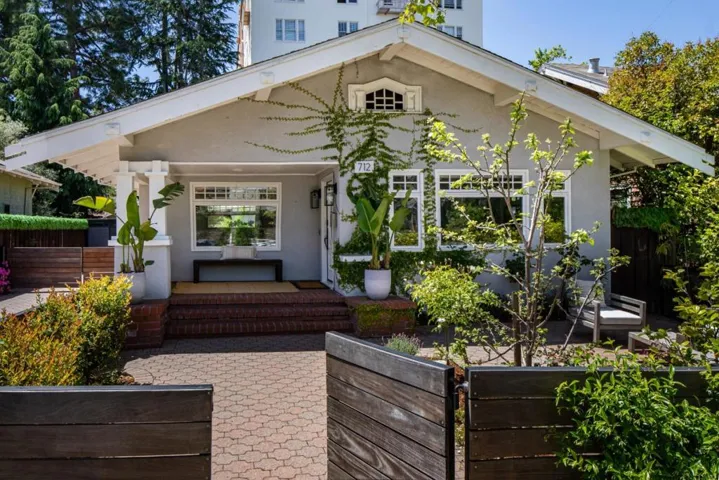 712 Waverley Street, Palo Alto, California 94301