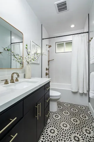 712 Waverley Street, Palo Alto, California 94301
