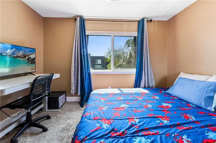 1632 Iowa A, Costa Mesa, California 92626