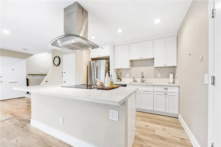 1632 Iowa A, Costa Mesa, California 92626