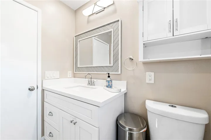 1632 Iowa A, Costa Mesa, California 92626