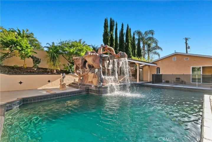5562 Highland Avenue, Yorba Linda, California 92886