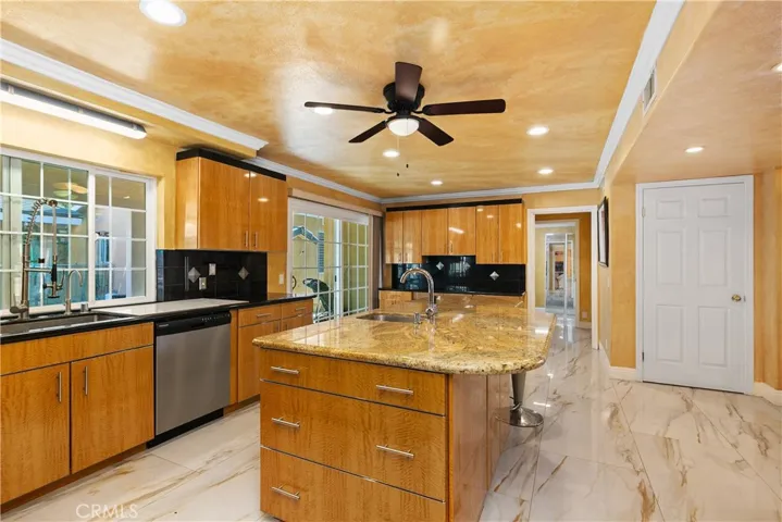 5562 Highland Avenue, Yorba Linda, California 92886