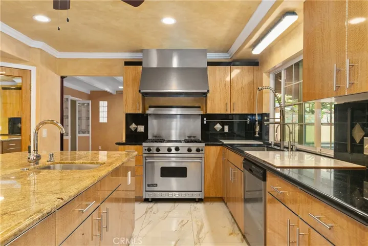 5562 Highland Avenue, Yorba Linda, California 92886