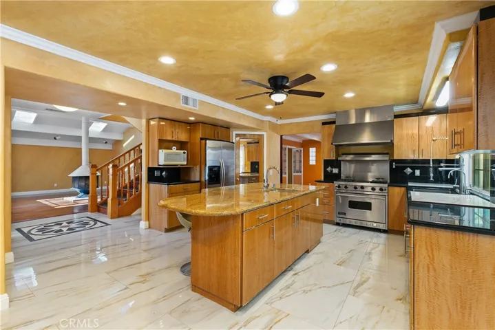 5562 Highland Avenue, Yorba Linda, California 92886
