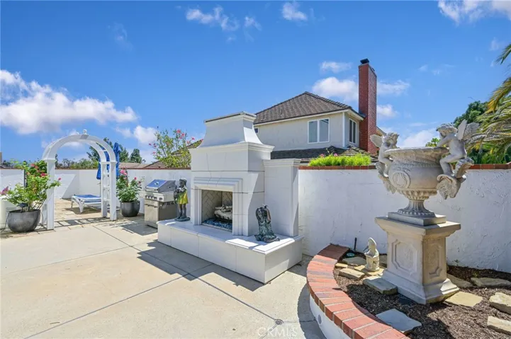 4123 Pepper Avenue, Yorba Linda, California 92886