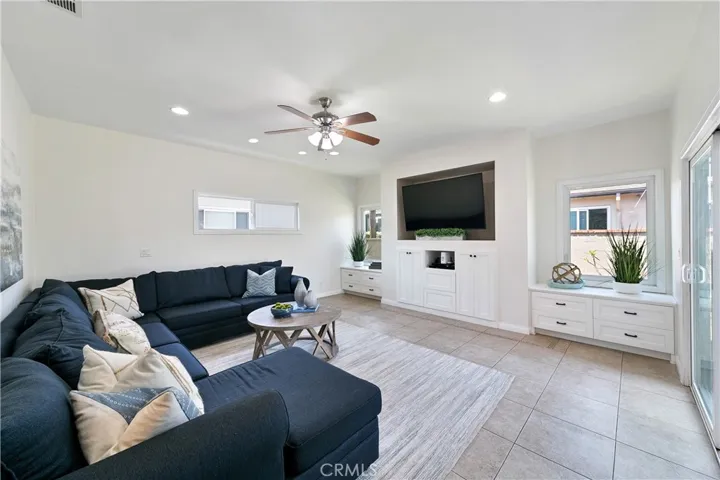 3901 W 185th Street, Torrance, California 90504