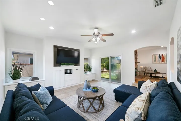 3901 W 185th Street, Torrance, California 90504