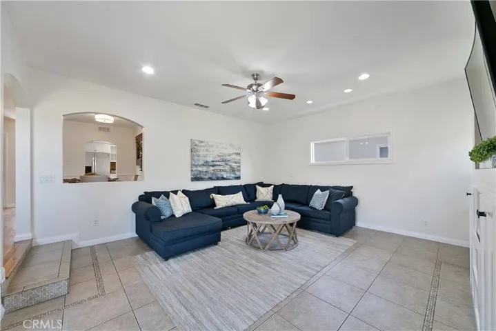 3901 W 185th Street, Torrance, California 90504