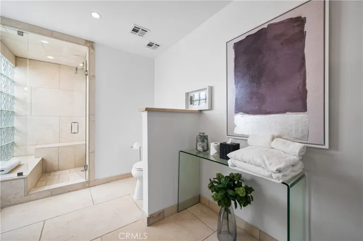 Primary bedroom ensuite