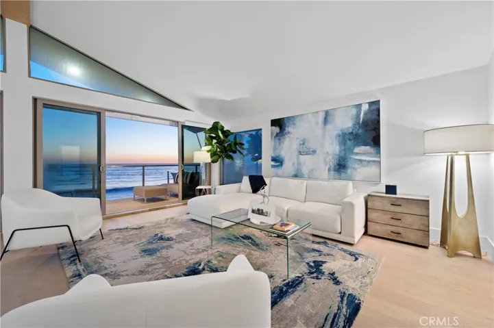Primary bedroom suite sitting area