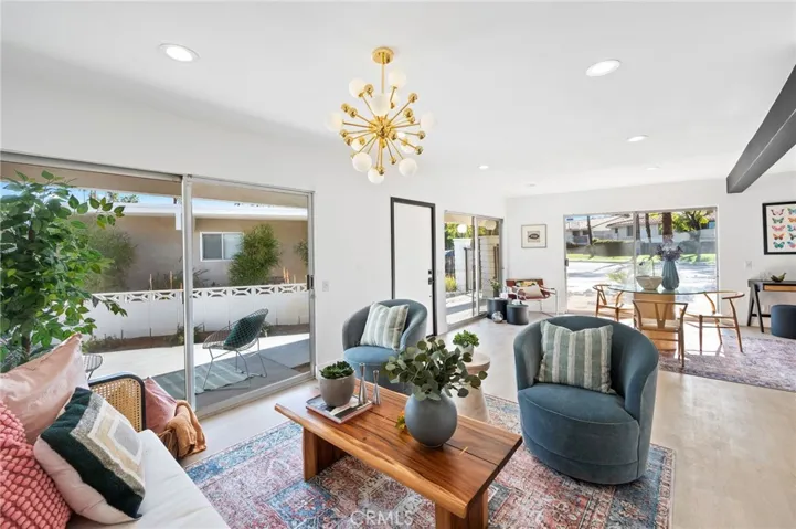 2033 E Ramon Road 22, Palm Springs, California 92264