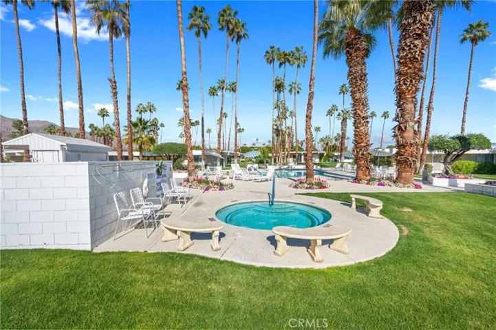 2033 E Ramon Road 22, Palm Springs, California 92264