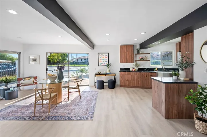 2033 E Ramon Road 22, Palm Springs, California 92264