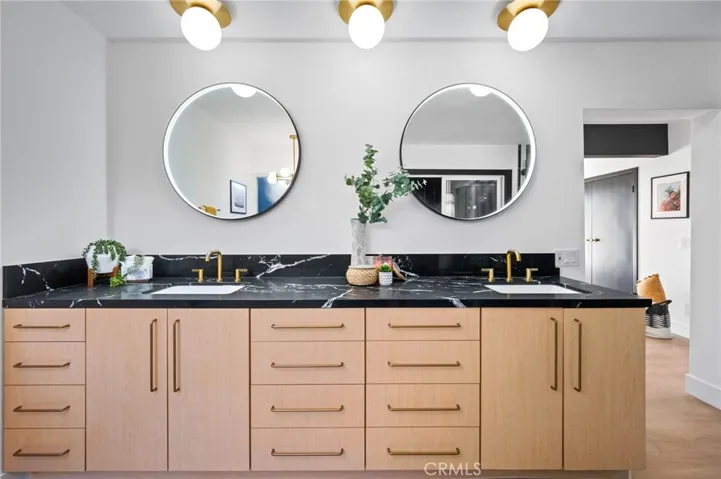 2033 E Ramon Road 22, Palm Springs, California 92264