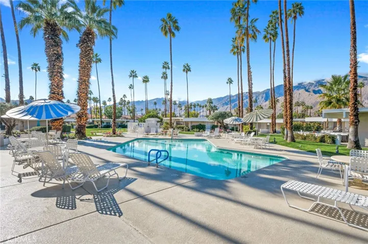 2033 E Ramon Road 22, Palm Springs, California 92264