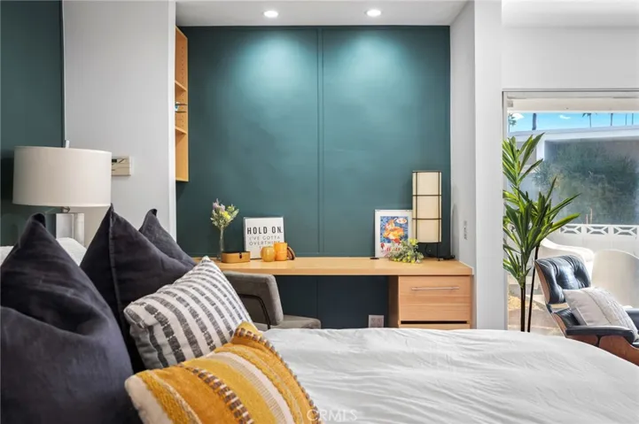 2033 E Ramon Road 22, Palm Springs, California 92264