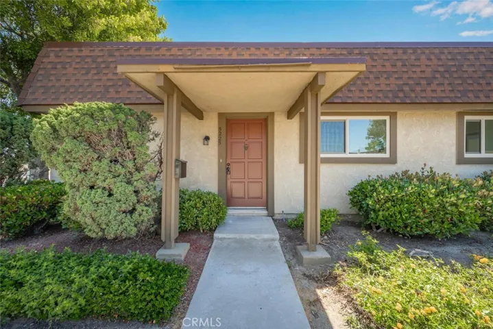 Recently replaced roofing by the HOA. Let’s take a look inside your new home.
