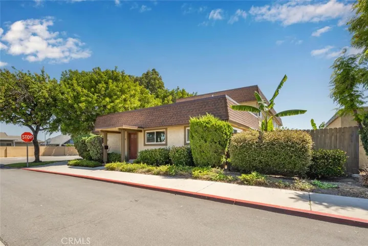 5225 Banbury - a place to call home!