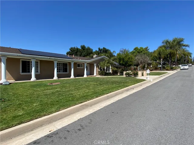 515 Via Vista Drive, Redlands, California 92373