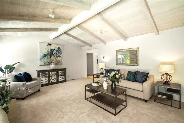19744 Charters Avenue, Saratoga, California 95070
