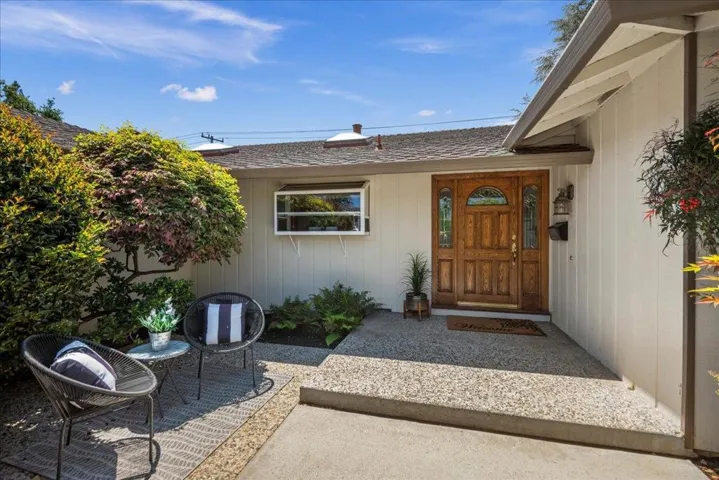 19744 Charters Avenue, Saratoga, California 95070