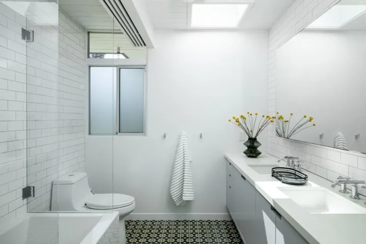 2104 Edgewood Drive, Palo Alto, California 94303