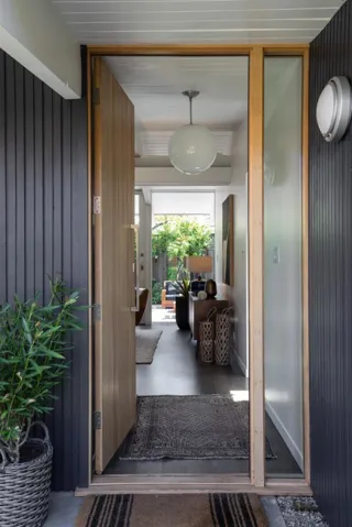 2104 Edgewood Drive, Palo Alto, California 94303