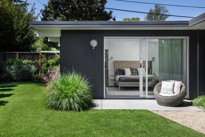 2104 Edgewood Drive, Palo Alto, California 94303