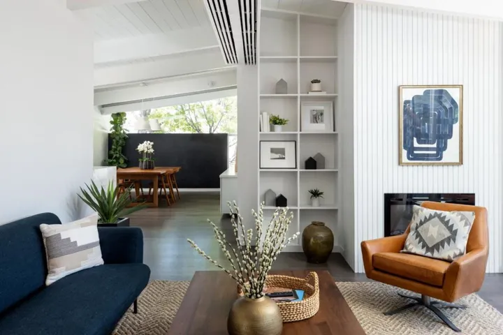 2104 Edgewood Drive, Palo Alto, California 94303
