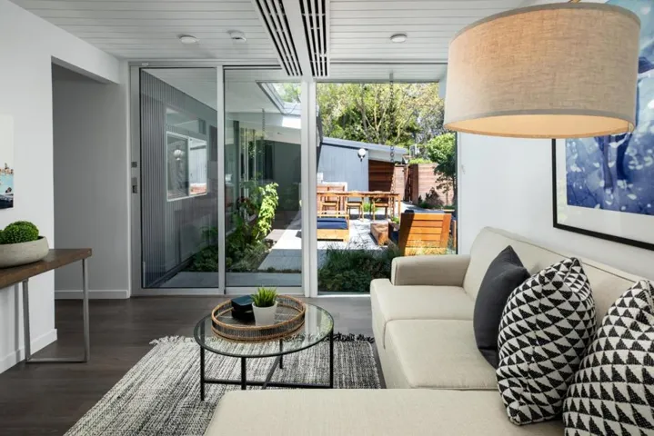 2104 Edgewood Drive, Palo Alto, California 94303
