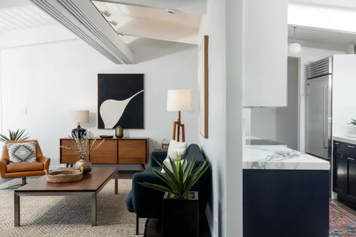 2104 Edgewood Drive, Palo Alto, California 94303
